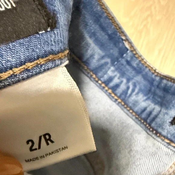 Express Light Blue 90’s Ankle Boot Mid Rise Jeans - Picture 5 of 11